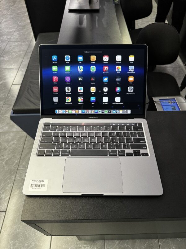 Apple MacBook Pro Touchbar - Core i7 - 32Gb  Ddr4 - 2Tb Nvme - Iris Plus 1536mb